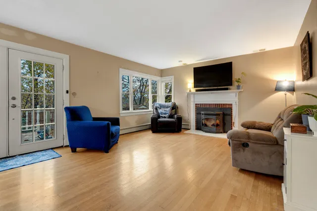 $319,000 | 13 Allen Avenue, Auburn, ME 04210