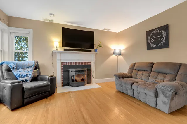 $319,000 | 13 Allen Avenue, Auburn, ME 04210