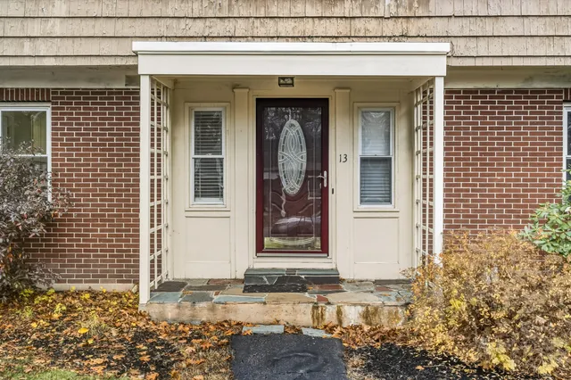 $319,000 | 13 Allen Avenue, Auburn, ME 04210