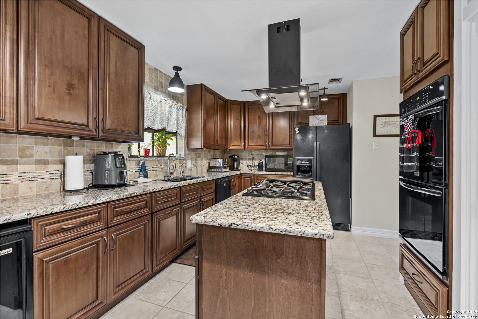 1497 Pebble Beach Road Lakehills, TX 78063 - Photo 14 of 44