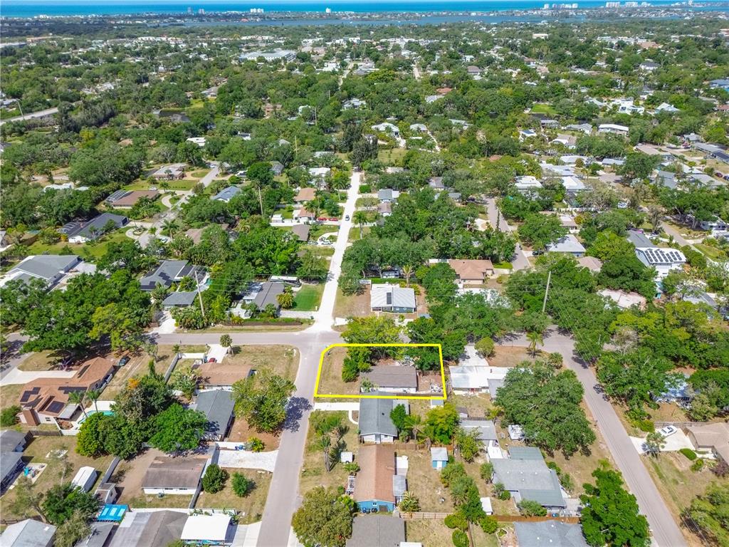 4615 Lords Avenue Sarasota, FL 34231 - Photo 16 of 20