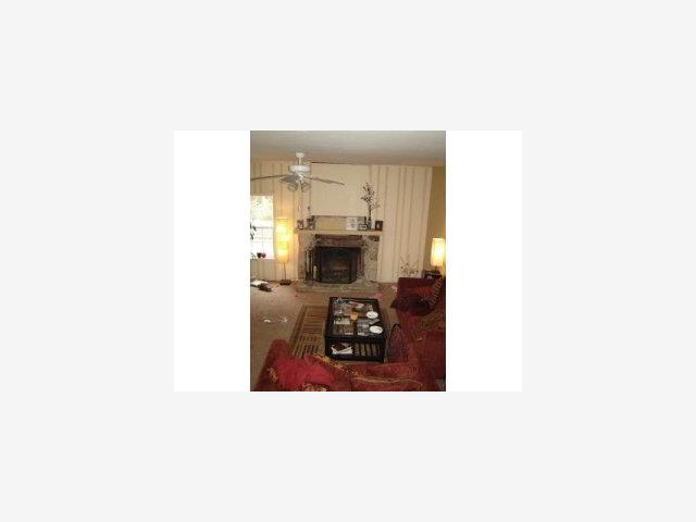 17244 McGuffie Road Salinas, CA 93907 - Photo 3 of 6 Gallery Image 3