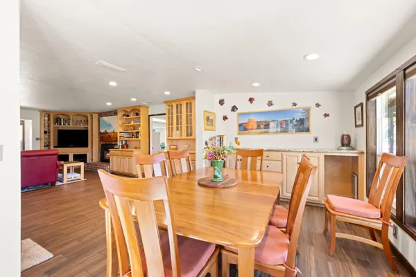 $914,500 | 4015 Bonanza Way, Loomis, CA 95650