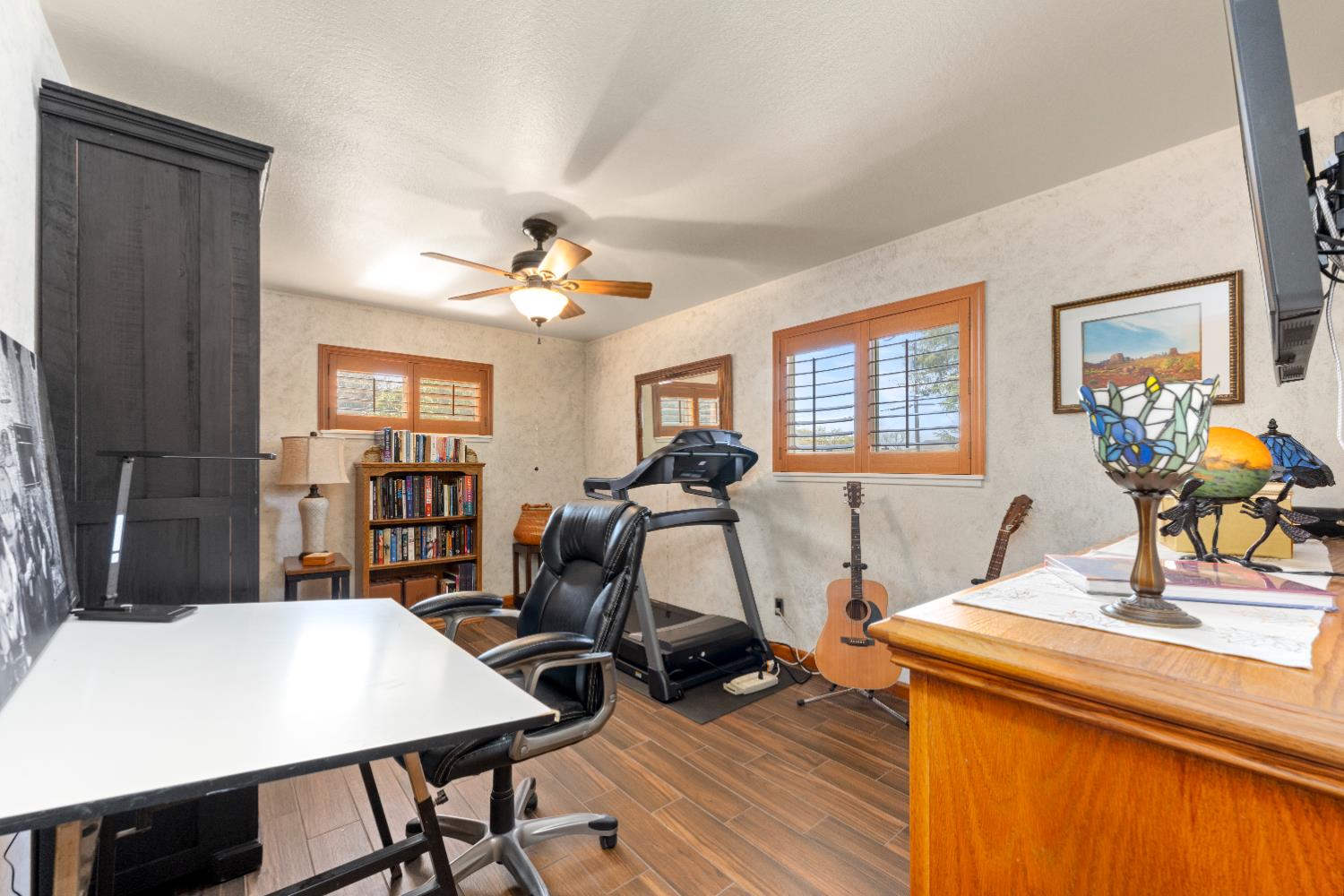 4015 Bonanza Way Loomis, CA 95650 - Photo 32 of 47 Bedroom 3 currently used as a workout/craft room (there is a closet).