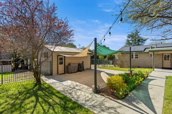 $914,500 | 4015 Bonanza Way, Loomis, CA 95650