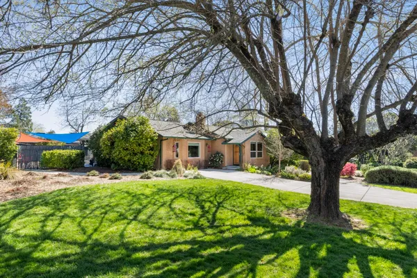 $914,500 | 4015 Bonanza Way, Loomis, CA 95650