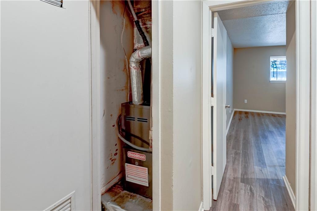 4157 Roanoke Road, Unit 2 Kansas City, MO 64111 - Photo 16 of 33