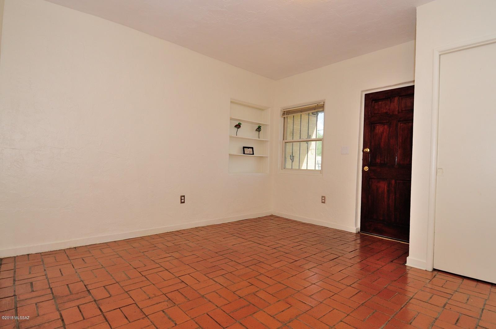 2425 East Edison Street Tucson, AZ 85719 - Photo 14 of 36