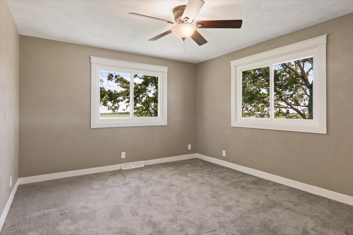 21184 Allentown Road Pekin, IL 61554 - Photo 23 of 60