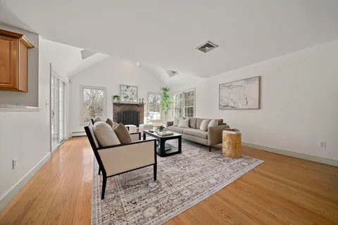 $1,950,000 | 197 Wood Street, Lexington, MA 02421