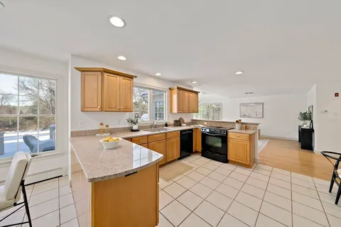 $1,950,000 | 197 Wood Street, Lexington, MA 02421