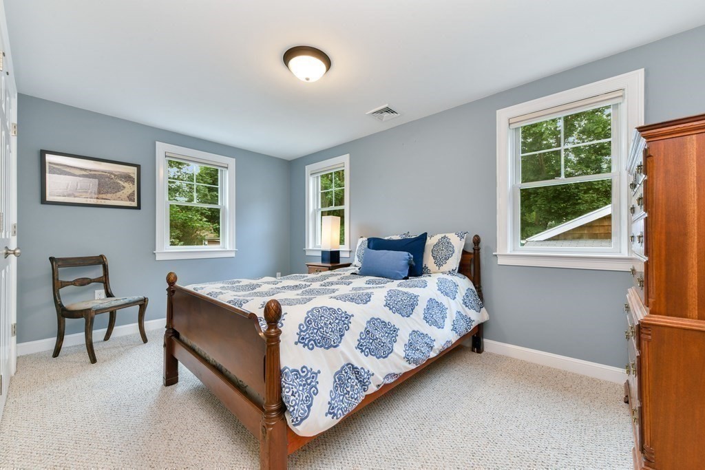 22 Kimball Beach Road Hingham, MA 02043 - Photo 17 of 33