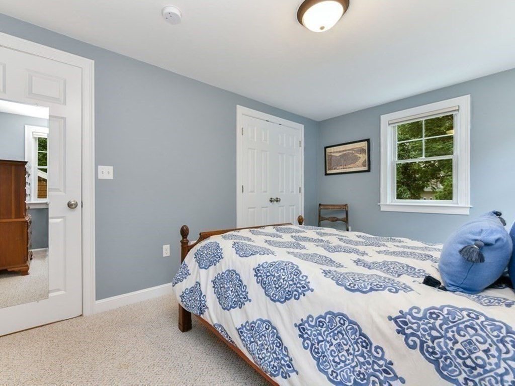 22 Kimball Beach Road Hingham, MA 02043 - Photo 18 of 33