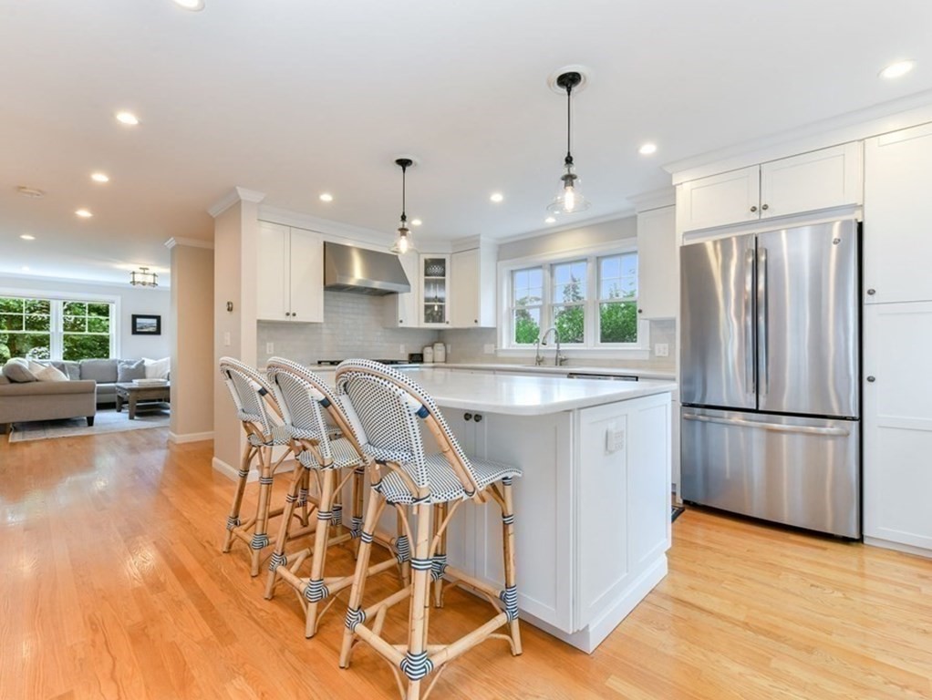 22 Kimball Beach Road Hingham, MA 02043 - Photo 4 of 33