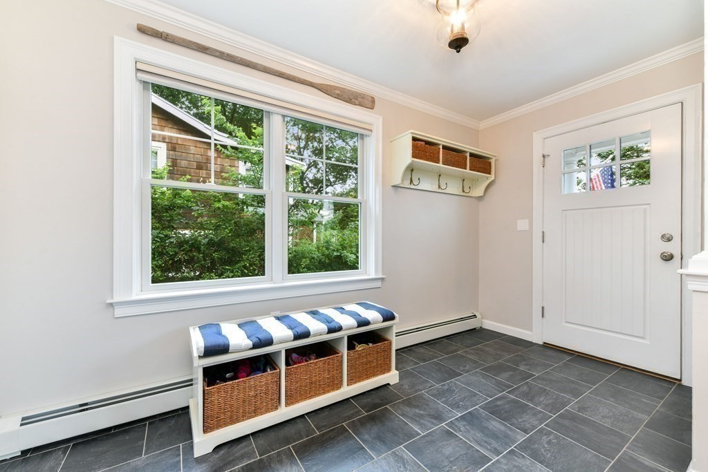 22 Kimball Beach Road Hingham, MA 02043 - Photo 10 of 33