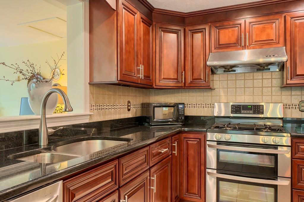 116 Scribner Road Tyngsborough, MA 01879 - Photo 15 of 32