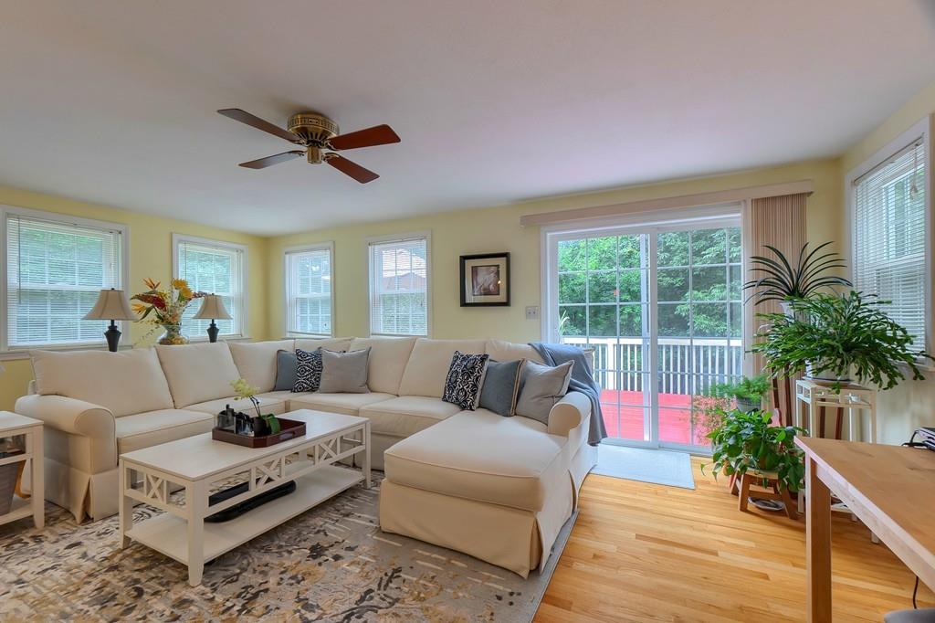116 Scribner Road Tyngsborough, MA 01879 - Photo 6 of 32