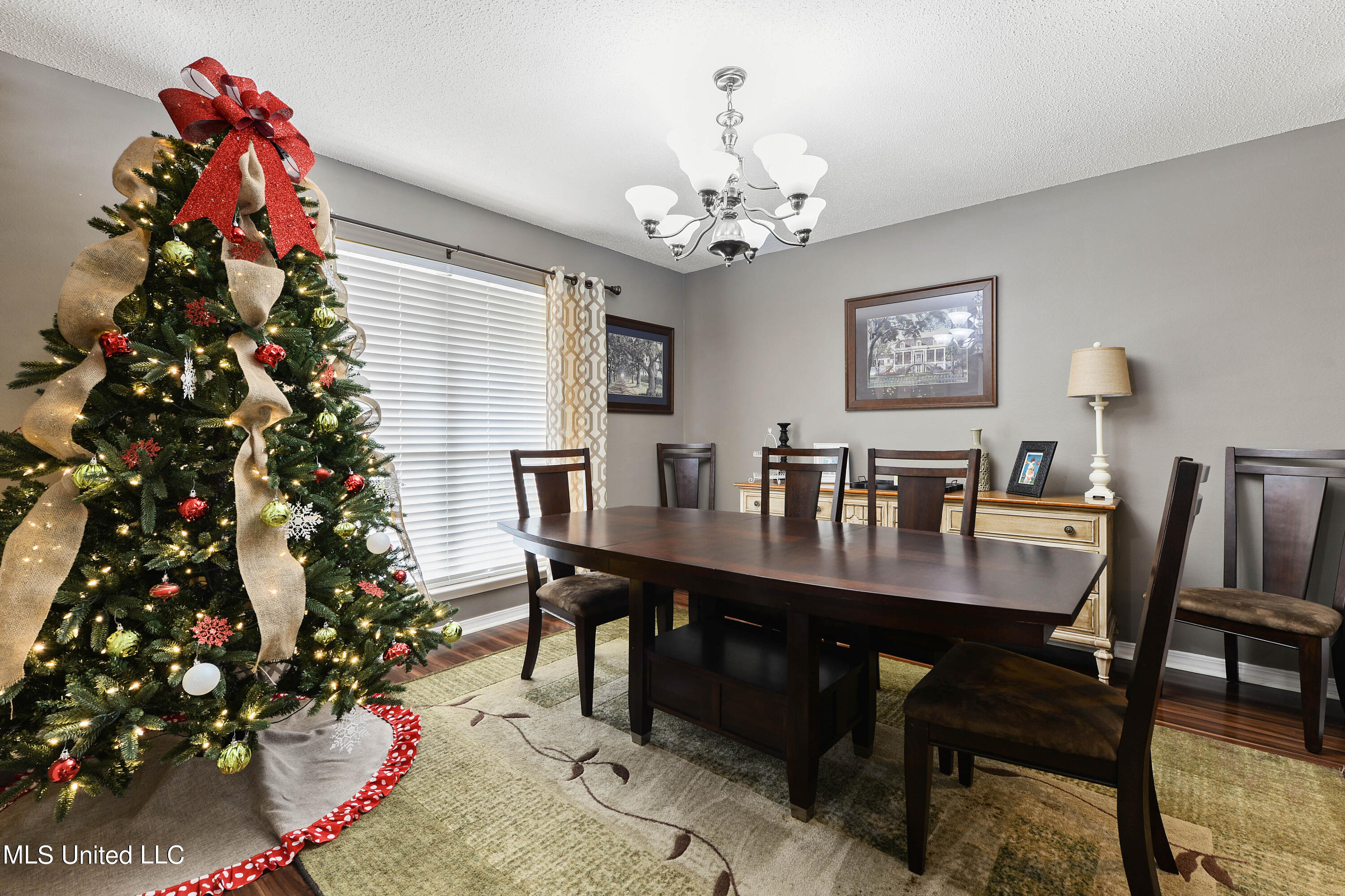16519 Lily Orchard Road Moss Point, MS 39562 - Photo 11 of 29 B774A7C8-6F53-4AC6-B886-DB456F1B40CB
