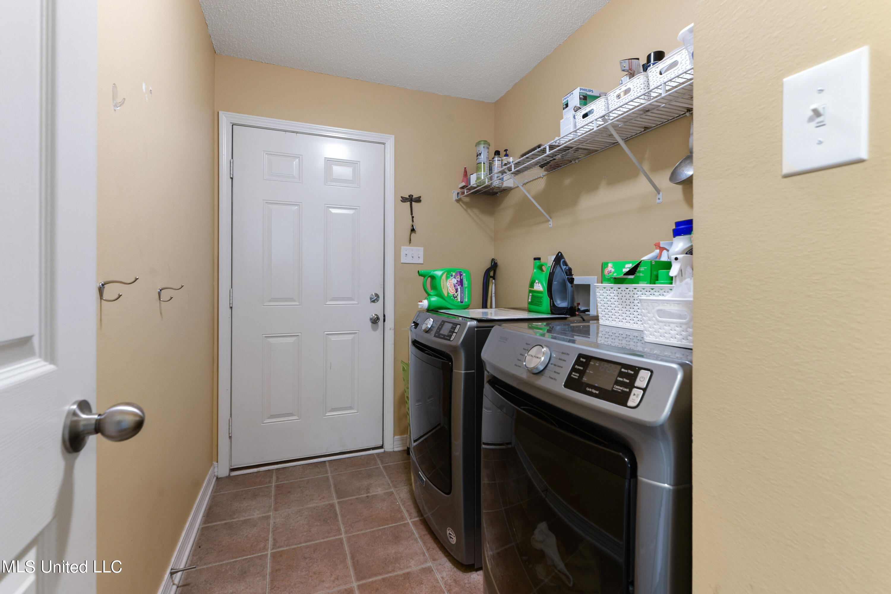 16519 Lily Orchard Road Moss Point, MS 39562 - Photo 17 of 29 55207411-7CAD-4A3C-A60A-9AA446300A27
