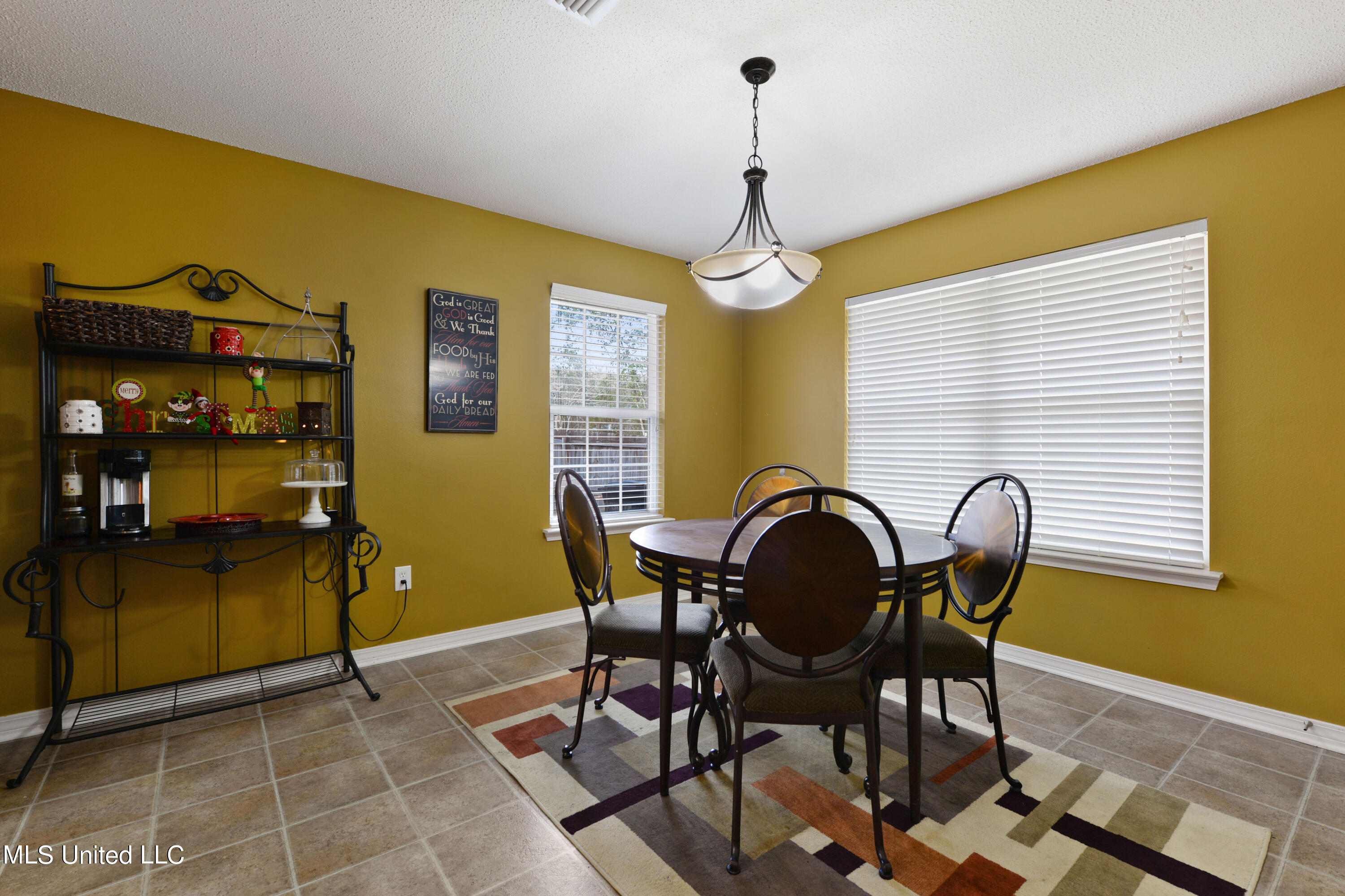 16519 Lily Orchard Road Moss Point, MS 39562 - Photo 18 of 29 F6E4B8A6-1B82-48C6-BDE2-3B612D18067E