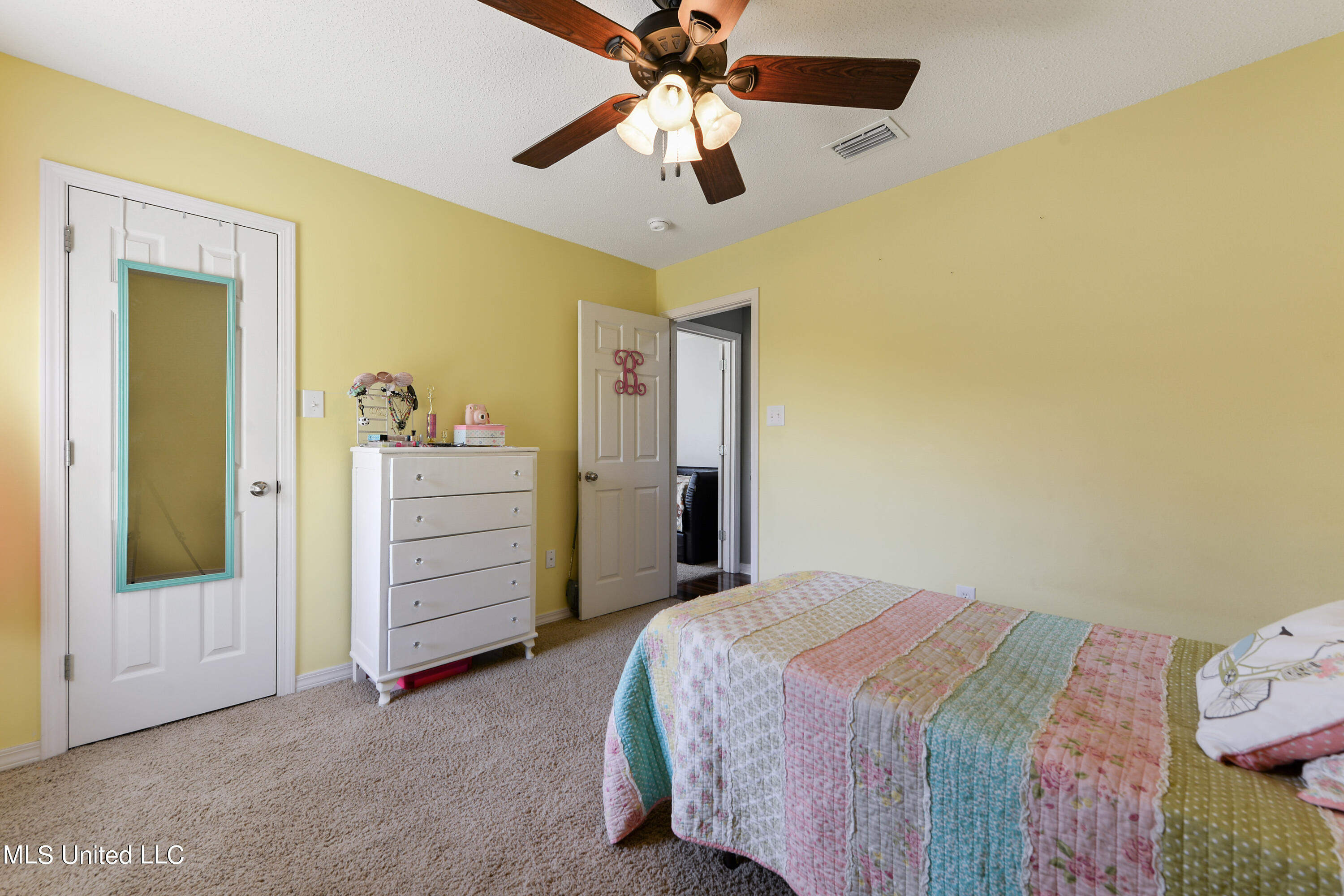 16519 Lily Orchard Road Moss Point, MS 39562 - Photo 7 of 29 DB97B051-C1F7-4561-A807-6B0E46FFA2C5