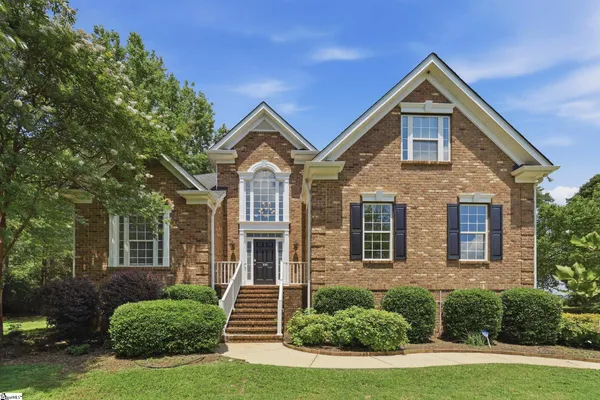 $650,000 | 100 Yorkswell Lane, Greenville, SC 29607