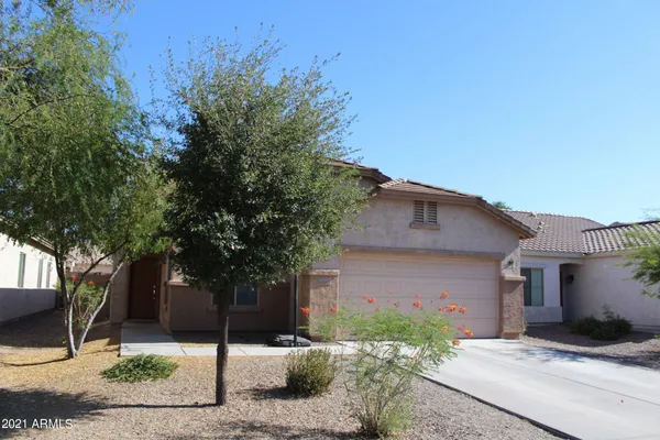 $2,075 | 399 East Goldmine Court, San Tan Valley, AZ 85140