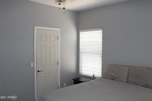 $2,095 | 399 East Goldmine Court, San Tan Valley, AZ 85140