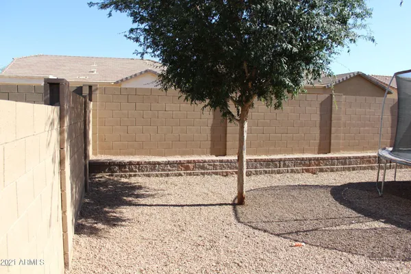 $2,075 | 399 East Goldmine Court, San Tan Valley, AZ 85140