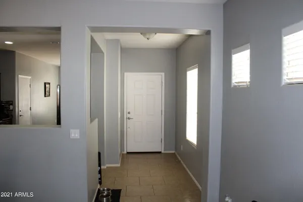 $2,075 | 399 East Goldmine Court, San Tan Valley, AZ 85140