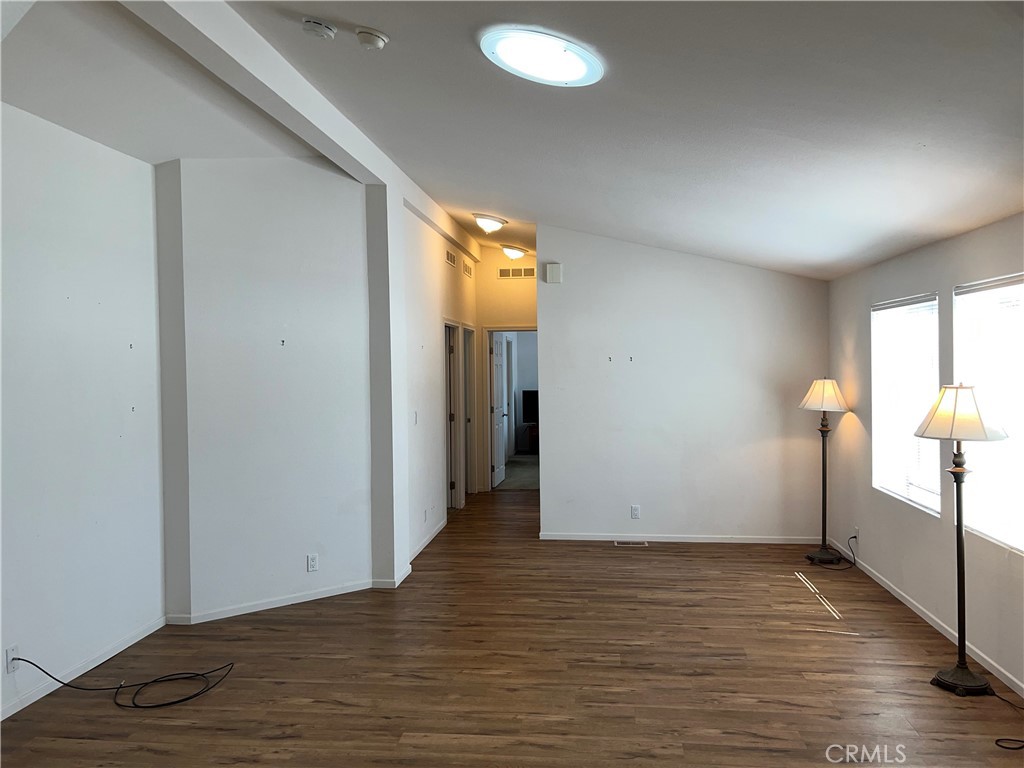 1226 Main Street, Unit 14 Cambria, CA 93428 - Photo 16 of 63 Living room