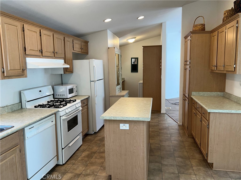 1226 Main Street, Unit 14 Cambria, CA 93428 - Photo 29 of 63