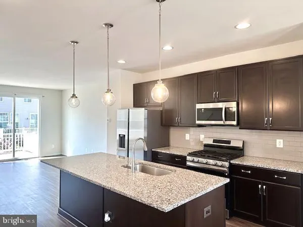 $3,395 | 8177 Agnes Lane, Manassas, VA 20111