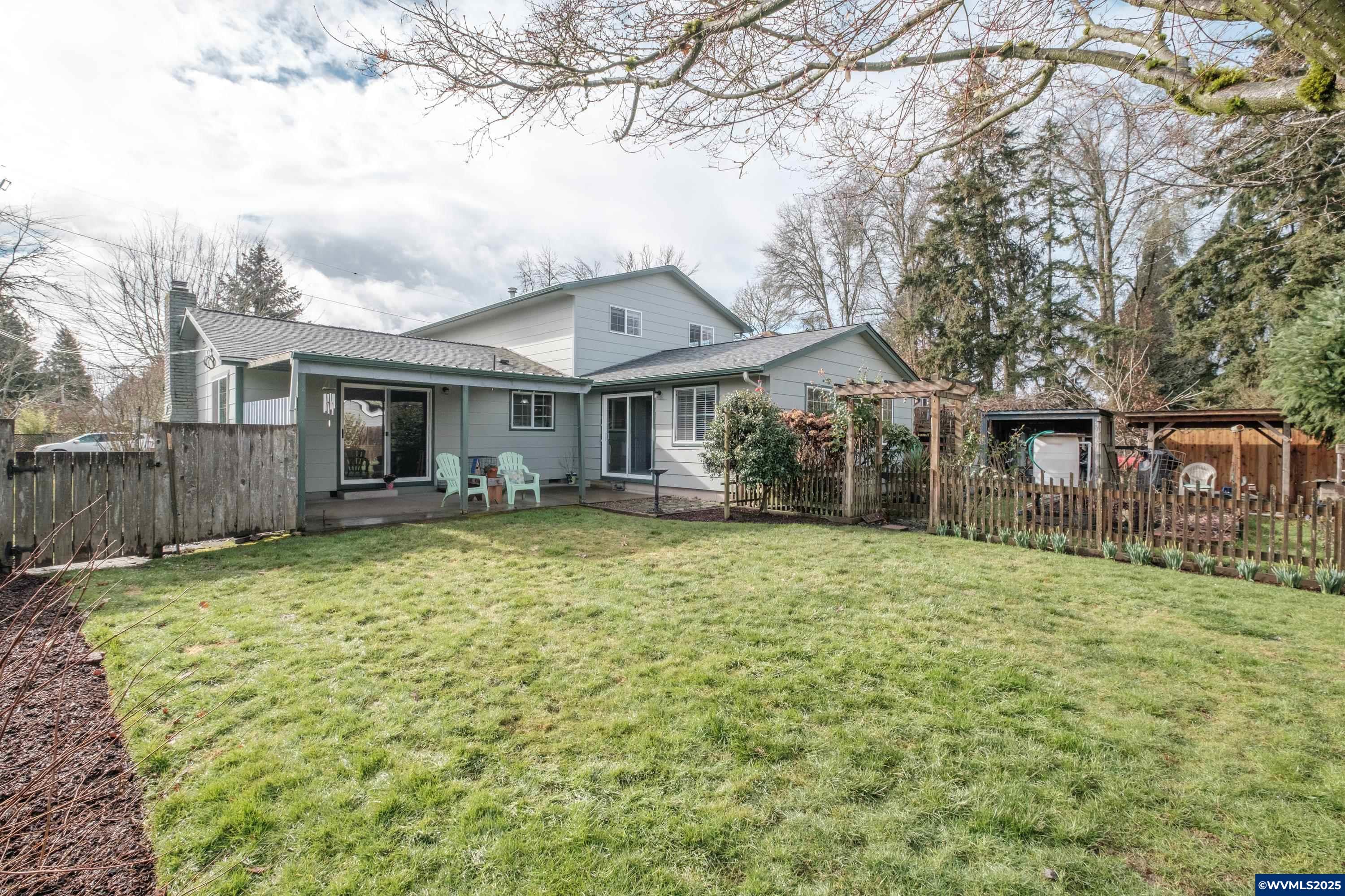 1225 Southwest 11th Avenue Albany, OR 97321 - Photo 7 of 48 Gallery Image 7