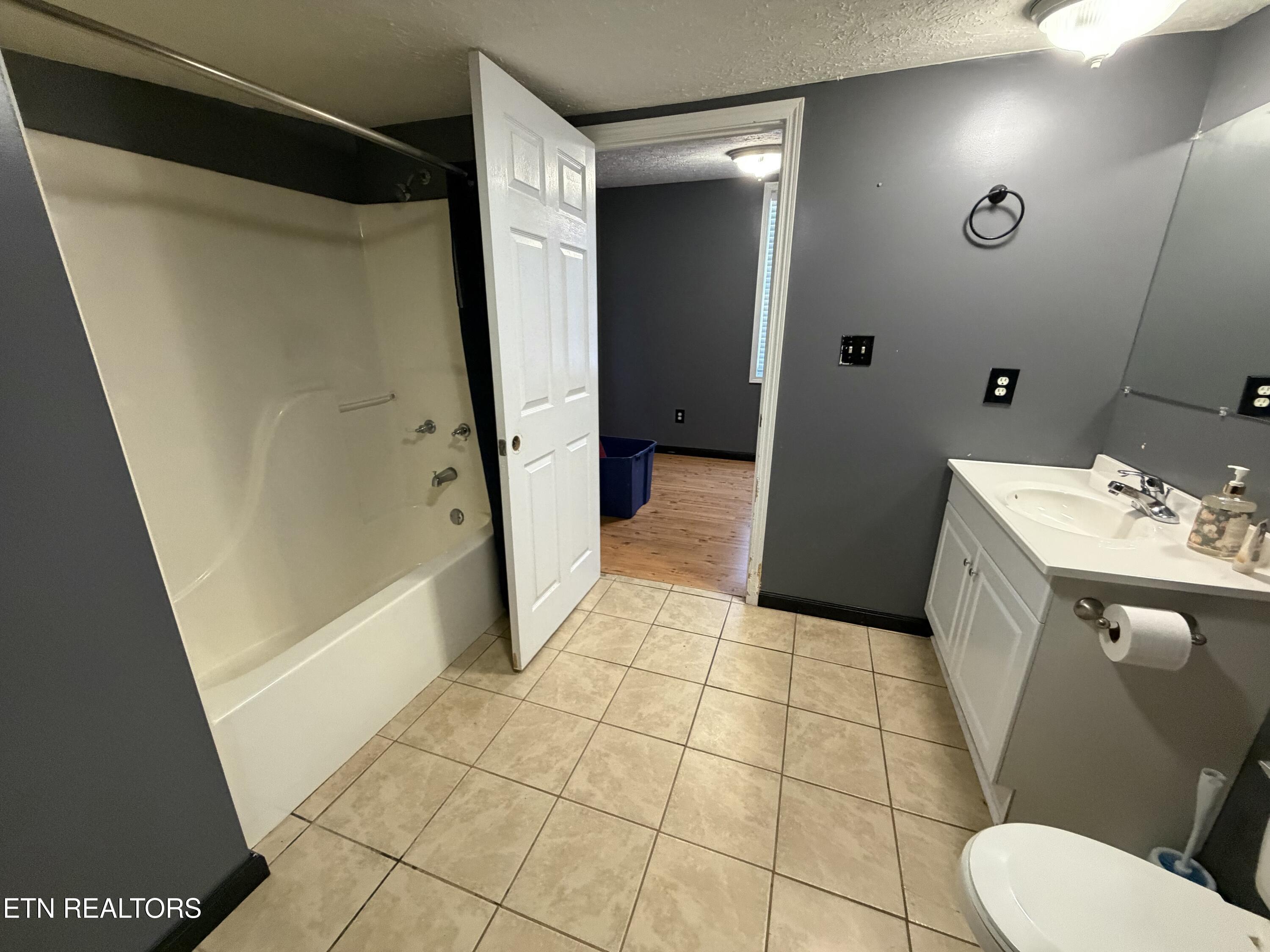 109 Ridgefield Drive Dandridge, TN 37725 - Photo 24 of 57 IMG_8610