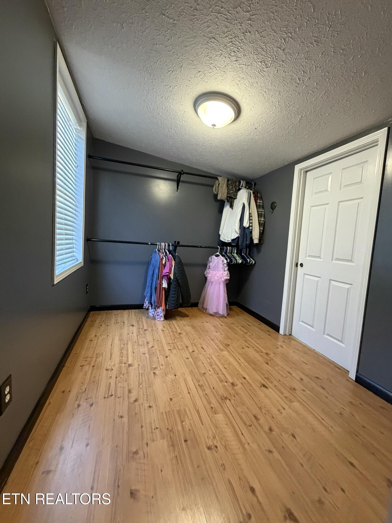 109 Ridgefield Drive Dandridge, TN 37725 - Photo 26 of 57 IMG_8617