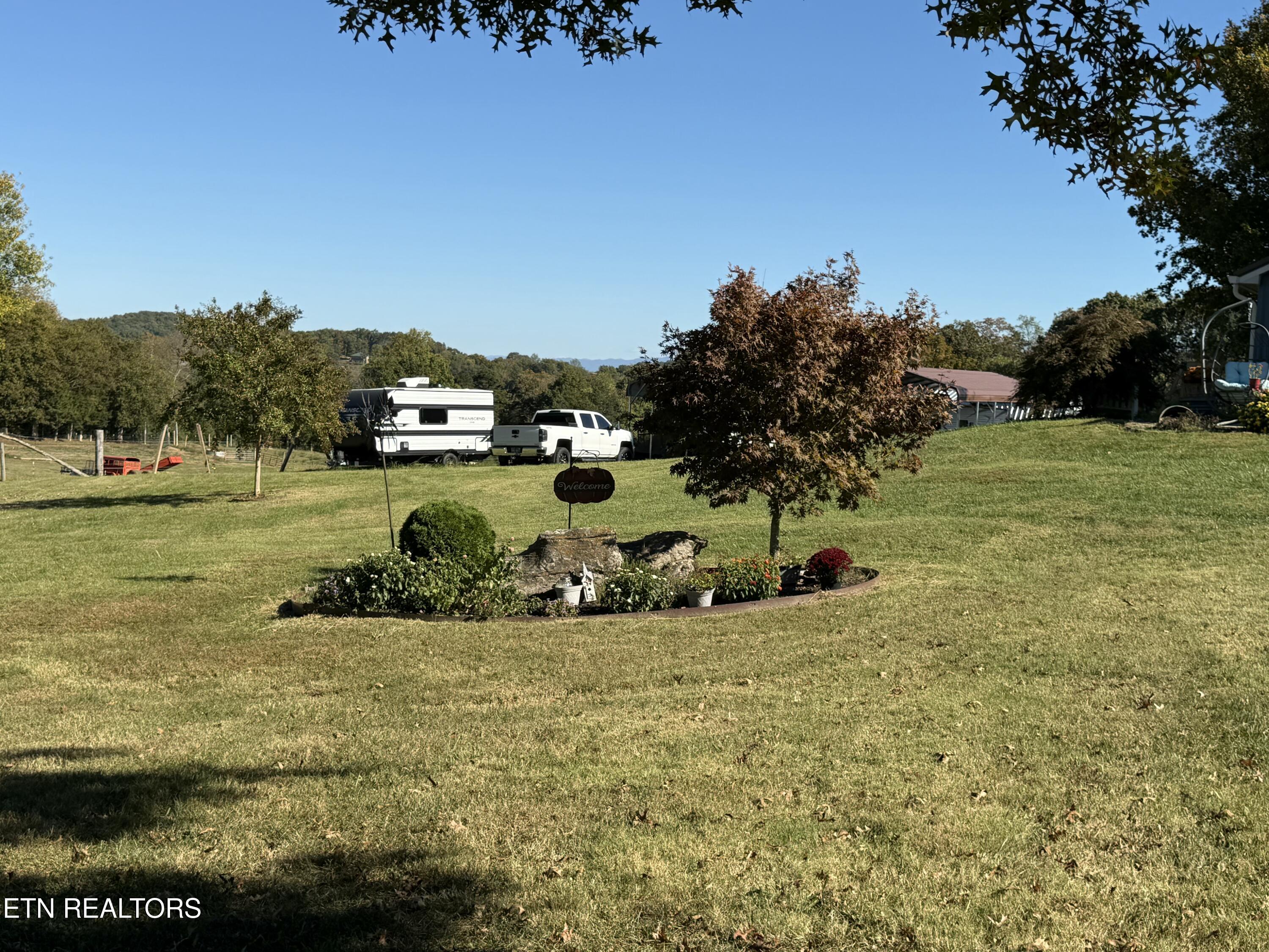 109 Ridgefield Drive Dandridge, TN 37725 - Photo 33 of 57 IMG_8643