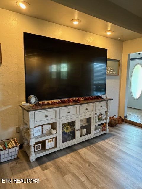 109 Ridgefield Drive Dandridge, TN 37725 - Photo 7 of 57 IMG_8575