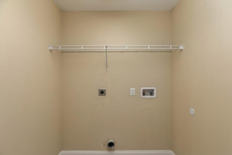 808 Valley Road Crestview, FL 32539 - Photo 16 of 35 a view of a small space