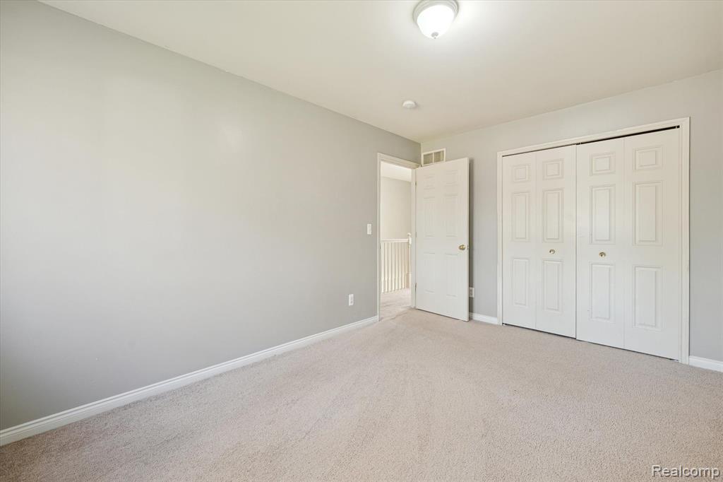 205 Eastlawn Drive Rochester, MI 48307 - Photo 29 of 46