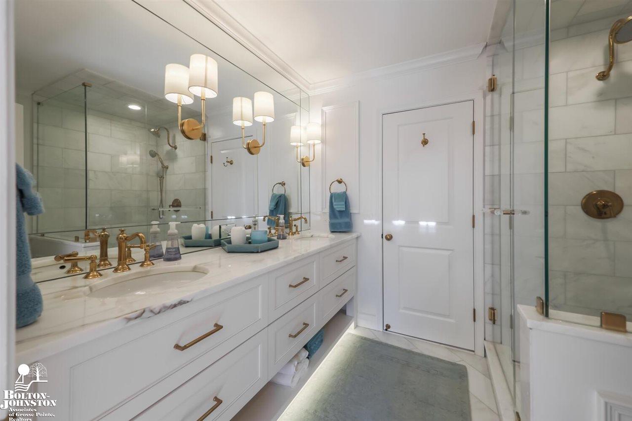 9 Stratton Place Grosse Pointe Shores, MI 48236 - Photo 51 of 68