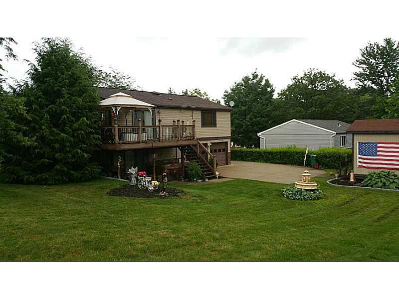 10 Fawn Ridge Drive McKees Rocks, PA 15136 - Photo 13 of 18 Yard/Garden.