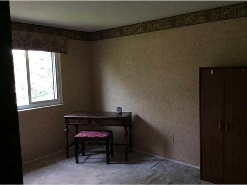Bedroom. 