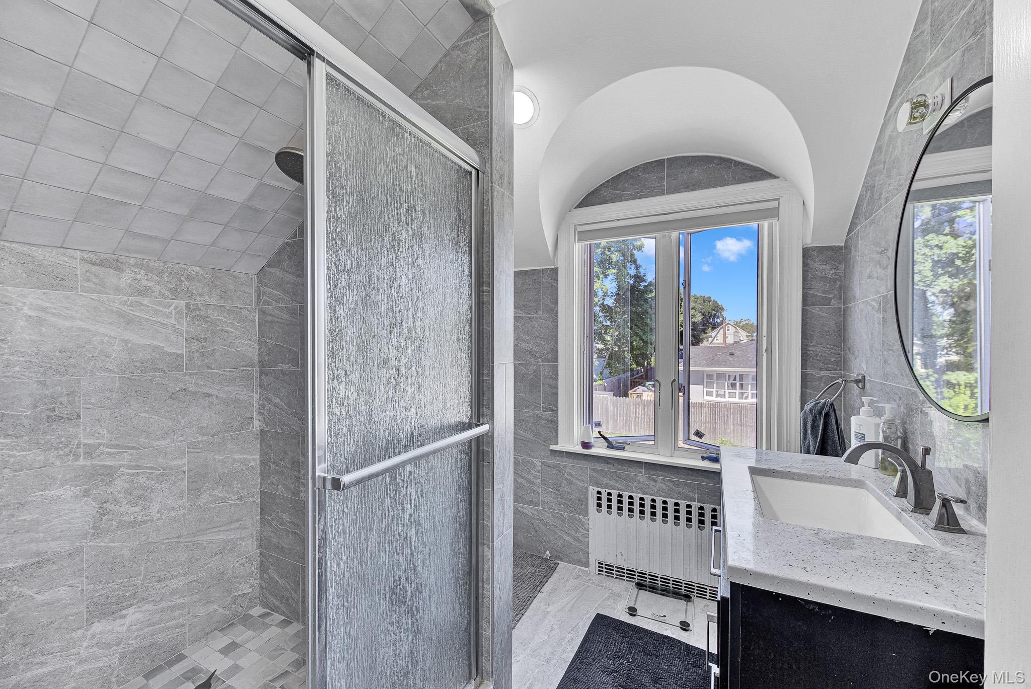 64 East Roe Boulevard Patchogue, NY 11772 - Photo 21 of 37