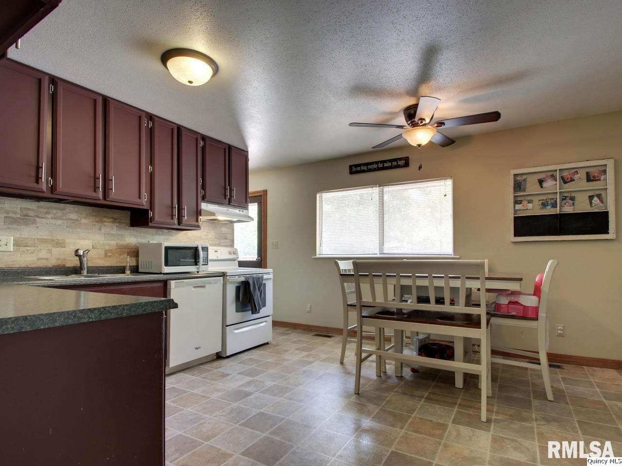 4828 Hanley Road Quincy, IL 62305 - Photo 9 of 25 Gallery Image 9