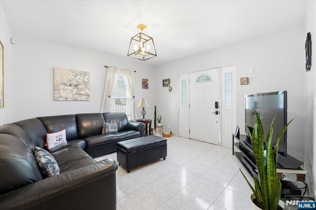 2 6th Street Ridgefield Park, NJ 07660 - Photo 7 of 47