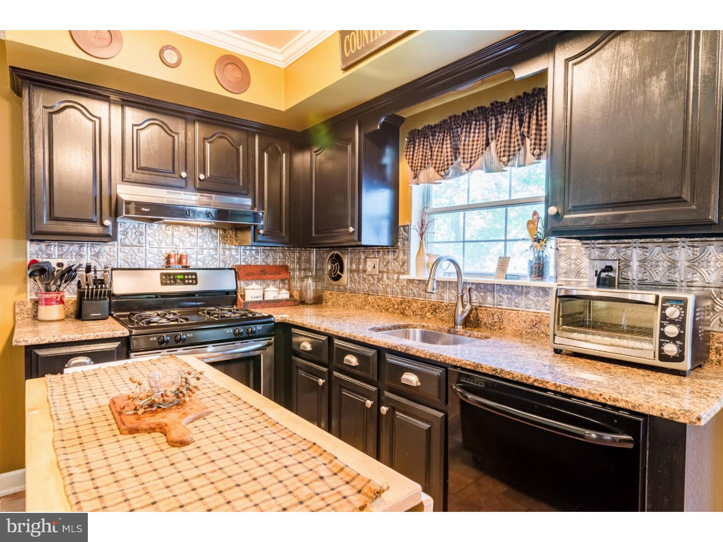 115 Harmony Road Mickleton, NJ 08056 - Photo 8 of 25