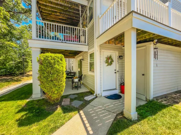 $199,990 | 4863 Bayberry Place, Unit 227, Mays Landing, NJ 08330