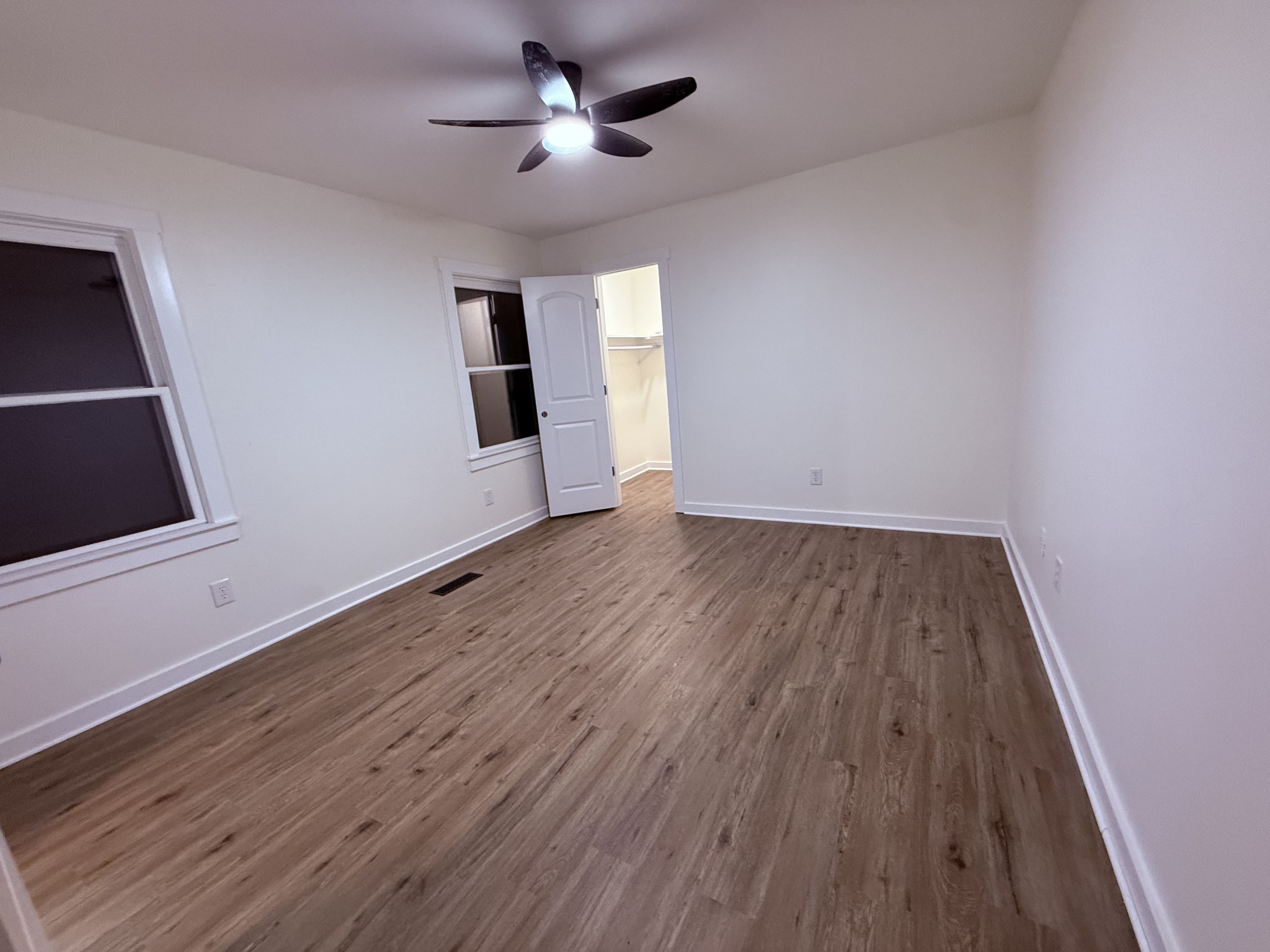 622 Beech Street Centerville, TN 37033 - Photo 17 of 30 wooden floor in an empty room with a window