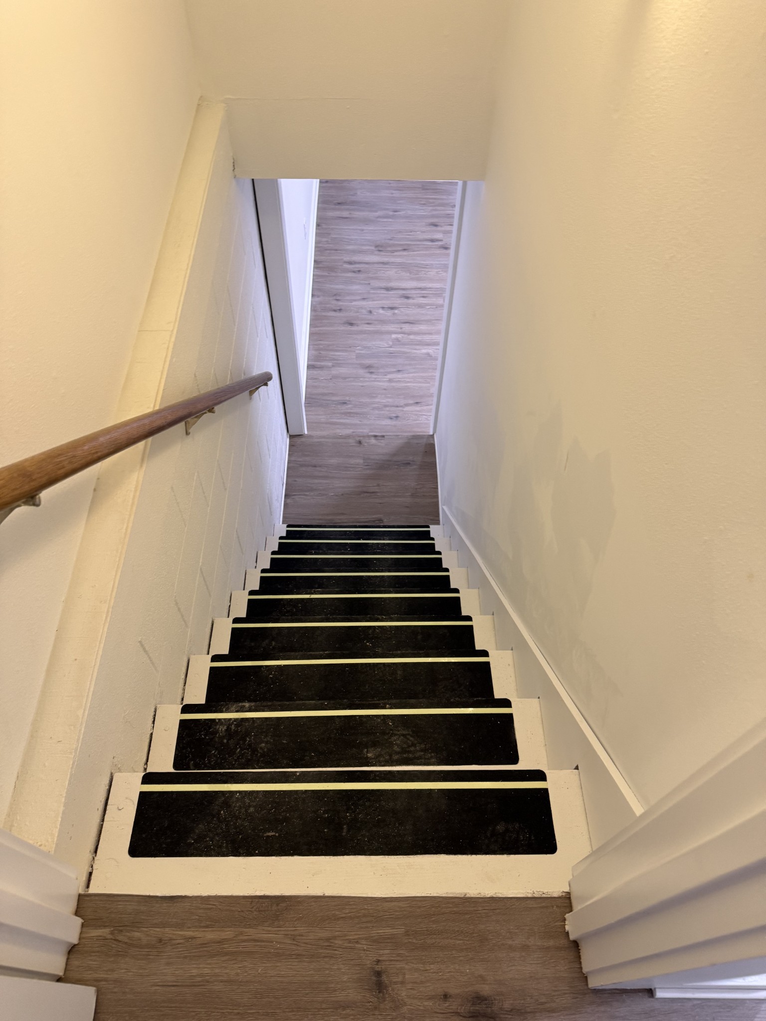 622 Beech Street Centerville, TN 37033 - Photo 20 of 30 a view of entryway